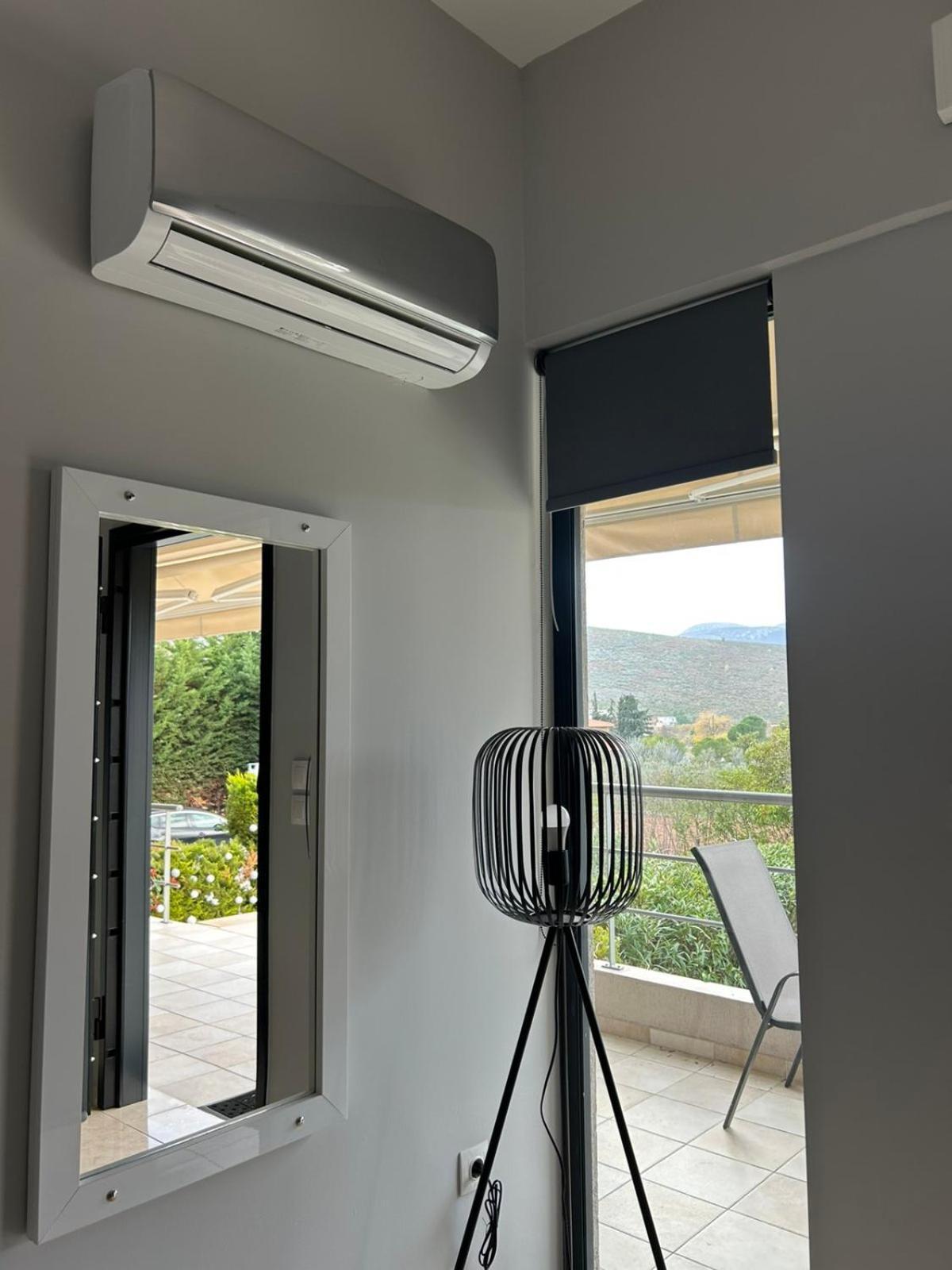 Villa Constangie Marathon  Exterior photo